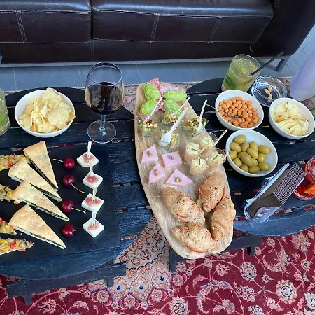 Anna Bed & Breakfast 2*